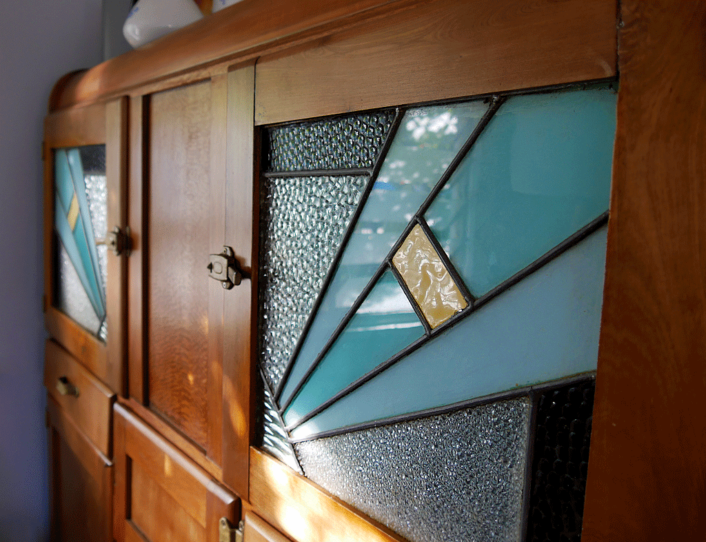 Cupboard Detail-Irons and Craig Interior Design
